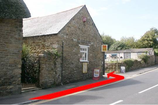 Walking direction photo: 3 for walk Around Chapel Hill, Abbotsbury, Dorset, Jurassic Coast.