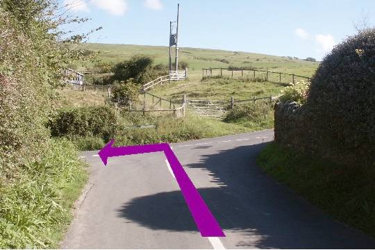 Walk direction photograph: 2 for walk Castle and Beach, Abbotsbury, Dorset, South West England.