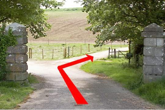 Walk direction photograph: 2 for walk Swyre Head, Kingston, Dorset, South West England.