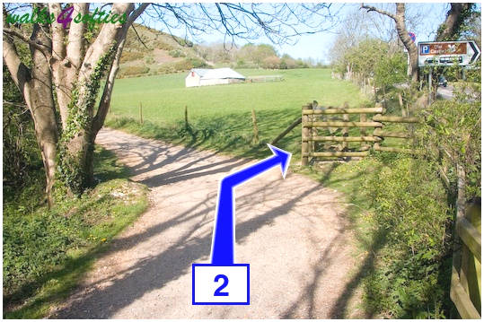 Walk direction photograph: 2 for walk Purbeck Way and West Hill, Corfe Castle, Dorset, South West England.