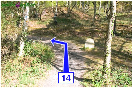 Walk direction photograph: 14 for walk Purbeck Way and West Hill, Corfe Castle, Dorset, South West England.