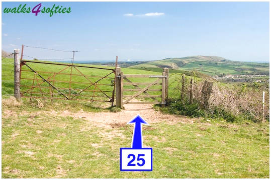 Walking direction photo: 25 for walk Purbeck Way and West Hill, Corfe Castle, Dorset.