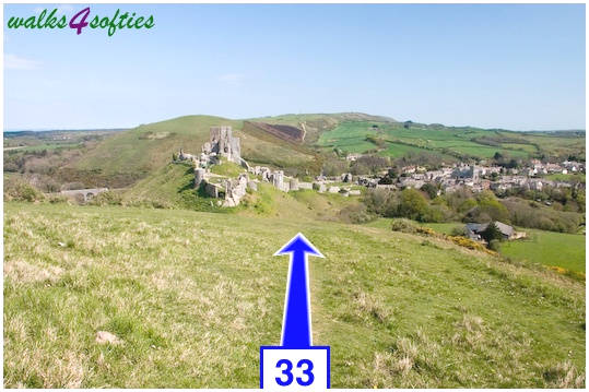 Walking direction photo: 33 for walk Purbeck Way and West Hill, Corfe Castle, Dorset.