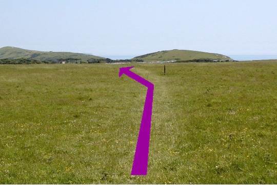 Walk direction photograph: 16 for walk West Bottom, Lulworth, Dorset, South West England.