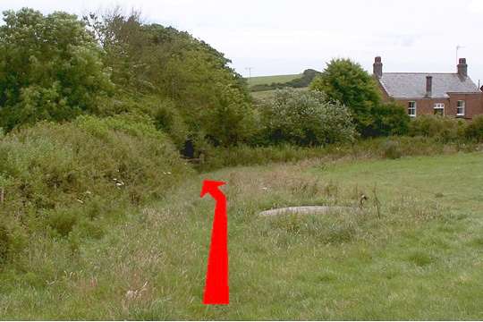 Walking direction photo: 11 for walk Osmington Mills, Osmington, Dorset, Jurassic Coast.