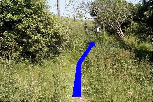 Walk direction photograph: 18 for walk Redcliff Point, Osmington, Dorset, South West England.