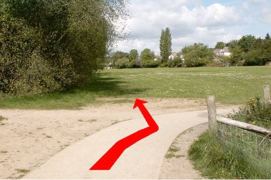 Walk direction photograph: 7 for walk Bourne Valley, Rossmore Leisure Centre, Dorset, South West England.