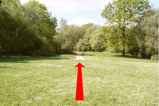 Walking direction photo: 8 for walk Bourne Valley, Rossmore Leisure Centre, Dorset.