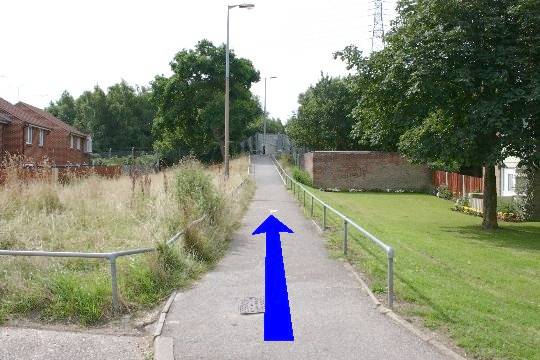 Walk direction photograph: 14 for walk Lytchett Bay, Turlin Moor, Dorset, South West England.