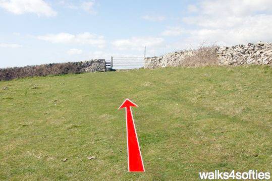 Walk direction photograph: 20 for walk Dancing Ledge, Durlston, Dorset, South West England.