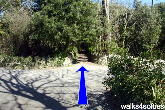 Walk direction photograph: 2 for walk Peveril Point and Swanage, Durlston, Dorset, South West England.