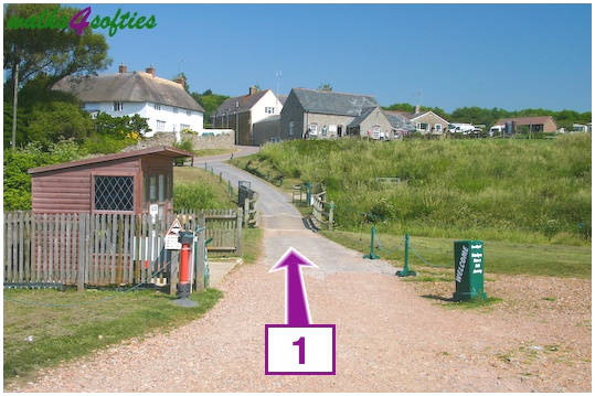 Walking direction photo: 1 for walk Doghouse Hill, Seatown, Dorset, Jurassic Coast.