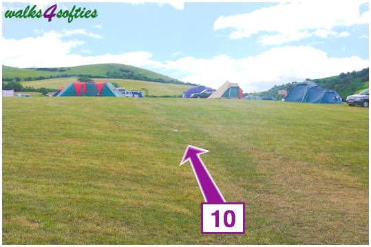 Walk direction photograph: 10 for walk Doghouse Hill, Seatown, Dorset, South West England.