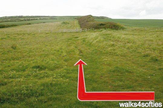 Walk direction photograph: 4 for walk Swyre and Puncknowle, West Bexington, Dorset, South West England.