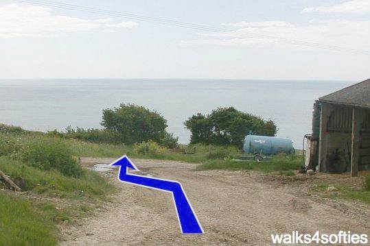 Walking direction photo: 21 for walk Limekiln Hill, West Bexington, Dorset, Jurassic Coast.