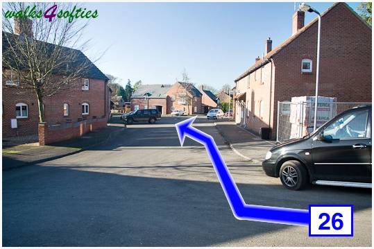 Walk direction photograph: 26 for walk Jack's Hedge Corner, Cranborne, Dorset, South West England.