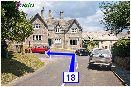 Walk direction photograph: 18 for walk Houns-tout Cliff, Kingston(Houns-tout), Dorset, South West England.