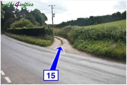 Walking direction photo: 15 for walk Maiden Castle, The Brewers Arms, Martinstown, Dorset.