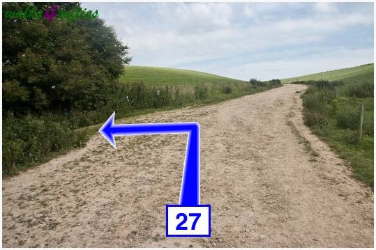 Walking direction photo: 27 for walk Maiden Castle, The Brewers Arms, Martinstown, Dorset.