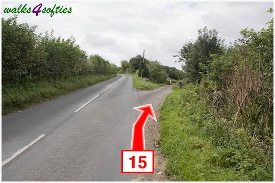 Walking direction photo: 15 for walk The Inland Coast Path, The Brewers Arms, Martinstown, Dorset.