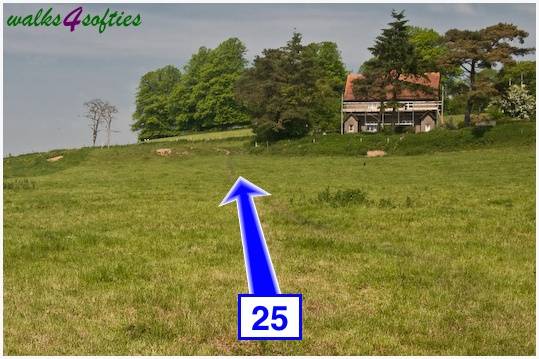 Walking direction photo: 25 for walk Around Wardour, Old Wardour Castle, Wiltshire.