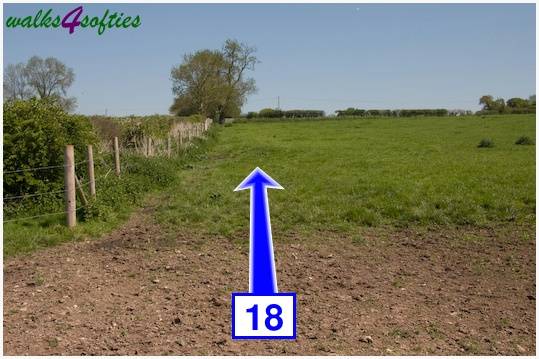 Walk direction photograph: 18 for walk Tarrant Crawford, The Anchor @ Shapwick, Dorset, South West England.