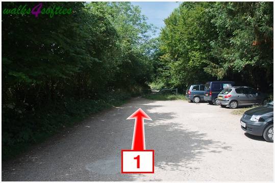 Walking direction photo: 1 for walk Parnholt Wood and Beacon Hill, Farley Mount, Hampshire.