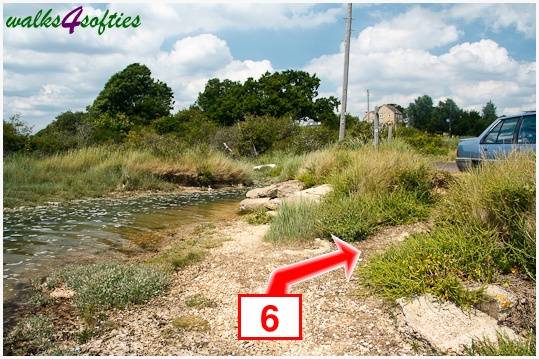 Walk direction photograph: 6 for walk The Leep Loop, Lepe Country Park, Hampshire, South and South East England.