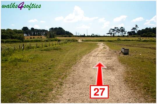 Walking direction photo: 27 for walk The Leep Loop, Lepe Country Park, Hampshire.