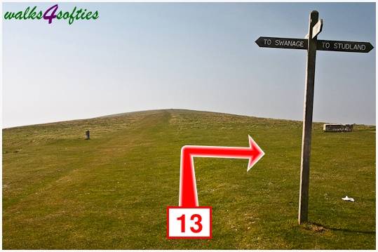 Walking direction photo: 13 for walk Old Harry and Ballard Down, Studland, Dorset.