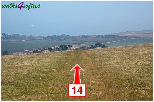 Walk direction photograph: 14 for walk Old Harry and Ballard Down, Studland, Dorset, South West England.