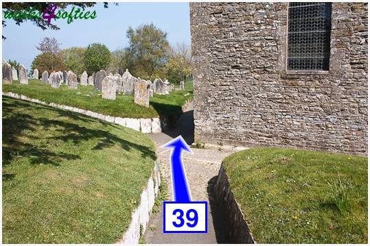 Walking direction photo: 39 for walk The Obelisk and Agglestone Rock, Studland, Dorset.