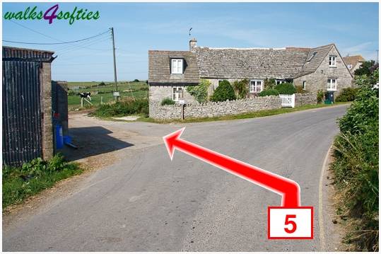 Walking direction photo: 5 for walk Chapman's Pool, Worth Matravers, Dorset.