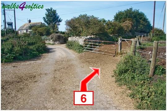 Walk direction photograph: 6 for walk Chapman's Pool, Worth Matravers, Dorset, South West England.