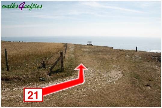 Walking direction photo: 21 for walk Chapman's Pool, Worth Matravers, Dorset.
