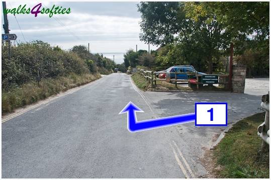 Walking direction photo: 1 for walk Winspit to Seacombe, Worth Matravers, Dorset.