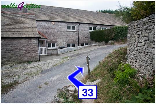 Walking direction photo: 33 for walk Winspit to Seacombe, Worth Matravers, Dorset.