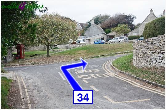 Walk direction photograph: 34 for walk Winspit to Seacombe, Worth Matravers, Dorset, South West England.