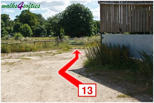 Walking direction photo: 13 for walk Kite Hill, Tolpuddle, Dorset.
