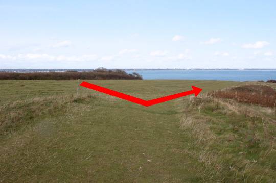 Walk direction photograph: 6 for walk Old Harry Rocks, Studland, Dorset, South West England.