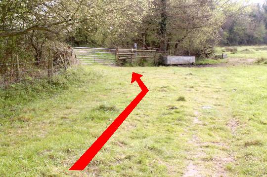 Walk direction photograph: 10 for walk River Frome, Wareham, Dorset, South West England.