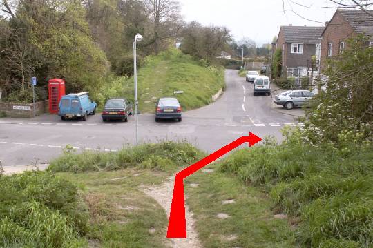 Walk direction photograph: 14 for walk River Frome, Wareham, Dorset, South West England.