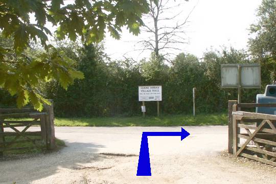 Walking direction photo: 1 for walk Cerne Park, Cerne Abbas, Dorset.