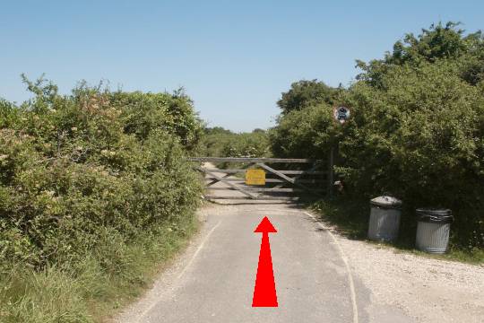 Walk direction photograph: 4 for walk To Lower Pennington, Keyhaven, Hampshire, South and South East England.