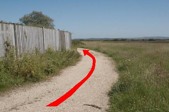 Walk direction photograph: 16 for walk To Lower Pennington, Keyhaven, Hampshire, South and South East England.