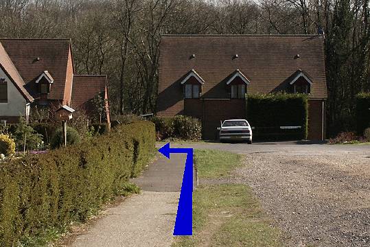 Walk direction photograph: 16 for walk Milton Abbey, Milton Abbas, Dorset, South West England.