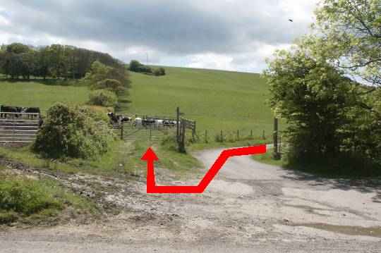 Walk direction photograph: 14 for walk Osmington Mills, Ringstead, Dorset, South West England.