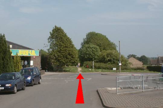 Walking direction photo: 1 for walk Fiddleford, Sturminster Newton, Dorset.