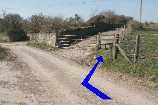 Walk direction photograph: 4 for walk St Aldhelm's Head, Worth Matravers, Dorset, South West England.