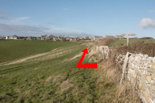 Walk direction photograph: 20 for walk Winspit to Seacombe, Worth Matravers, Dorset, South West England.